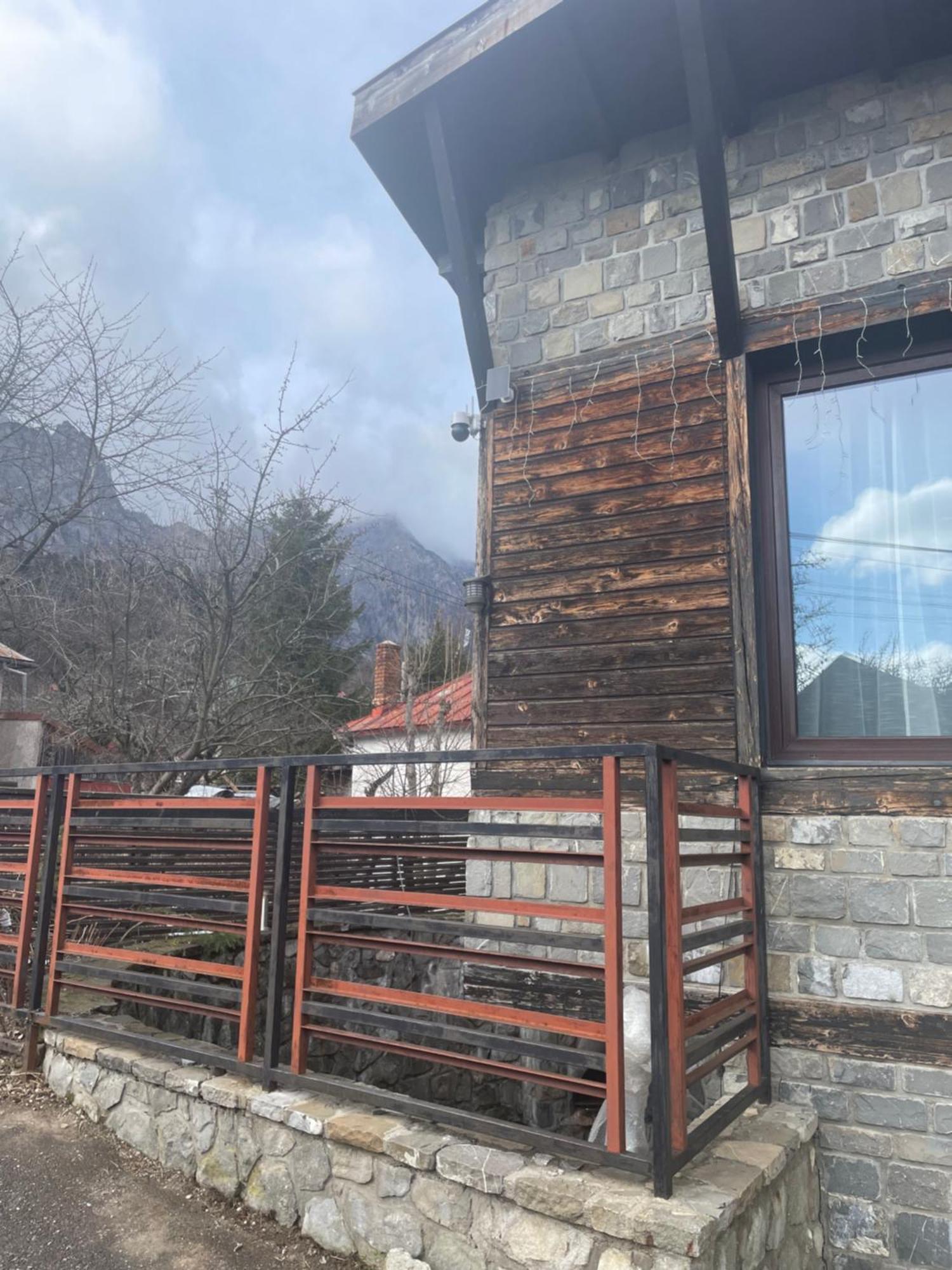 Casuta De Piatra Villa Busteni Luaran gambar